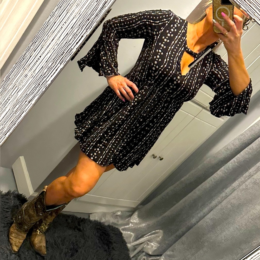 Hem & Thread Black and White sexy lil’dress size M